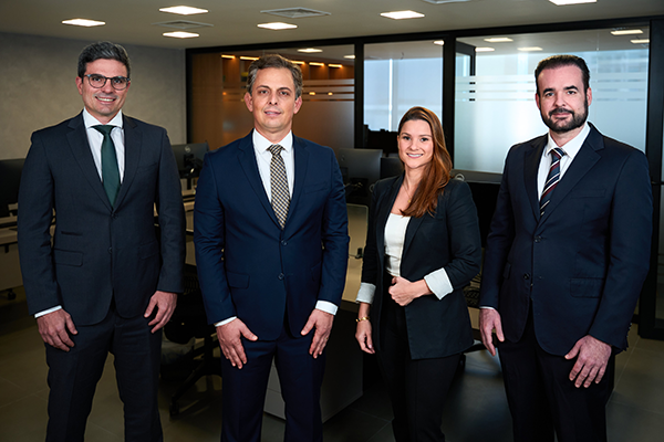 Escritório Perenzin Advogados